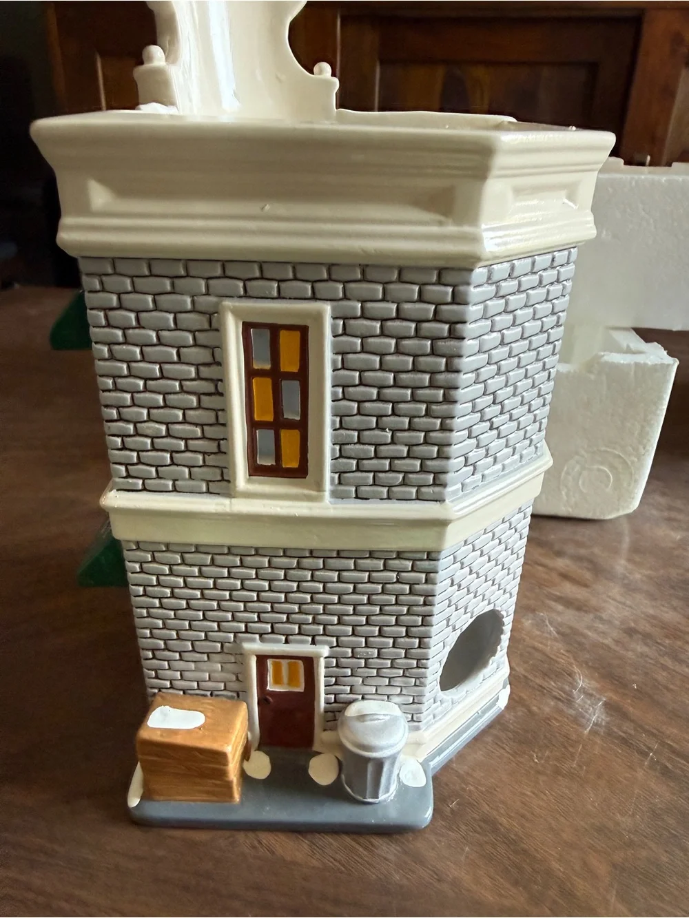 Department 56 Snow Village Starbucks Coffee 9 1/4